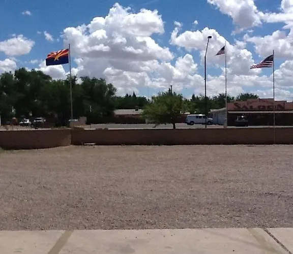 Gateway Holbrook